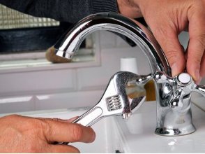 Plumber-Mooroolbark